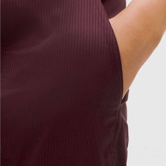 Lululemon Dance Studio Cropped Jogger Pants - Picture 4 of 5